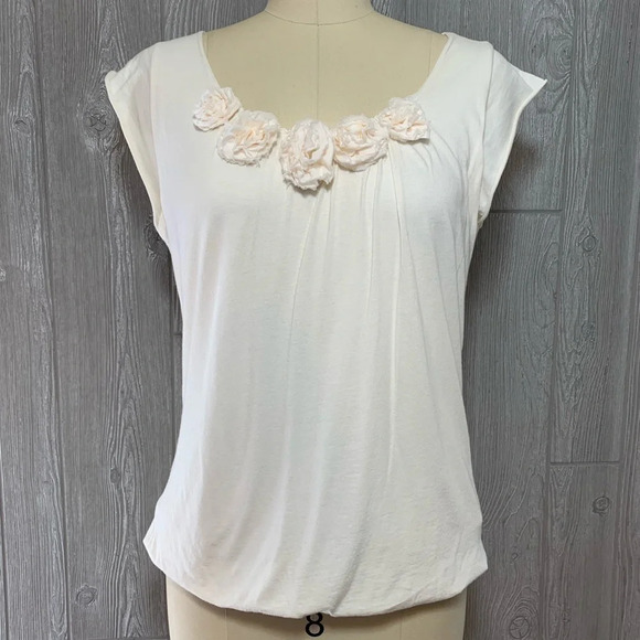 Cabi Cream Rosette Knit Top M - Picture 1 of 6